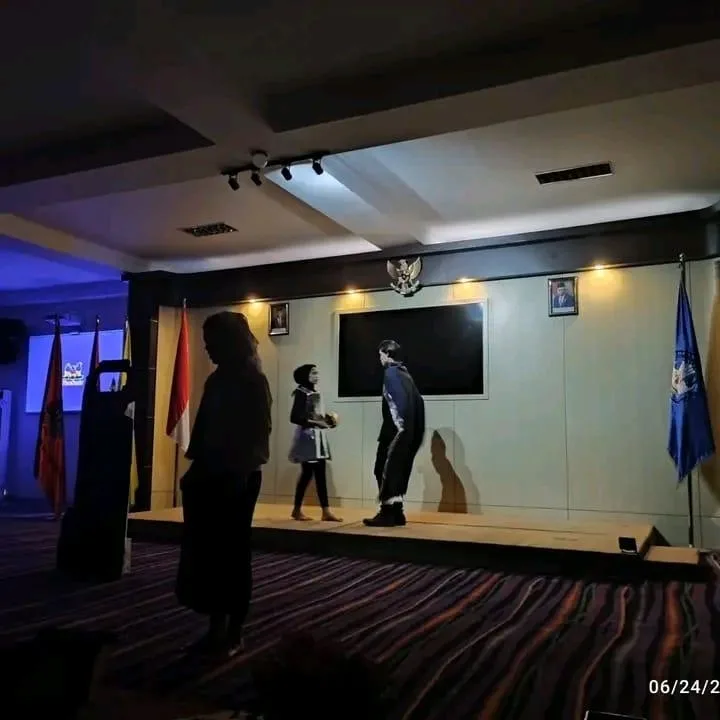 Pementasan Drama oleh Mahasiswa Sastra Inggris Angkatan 2020